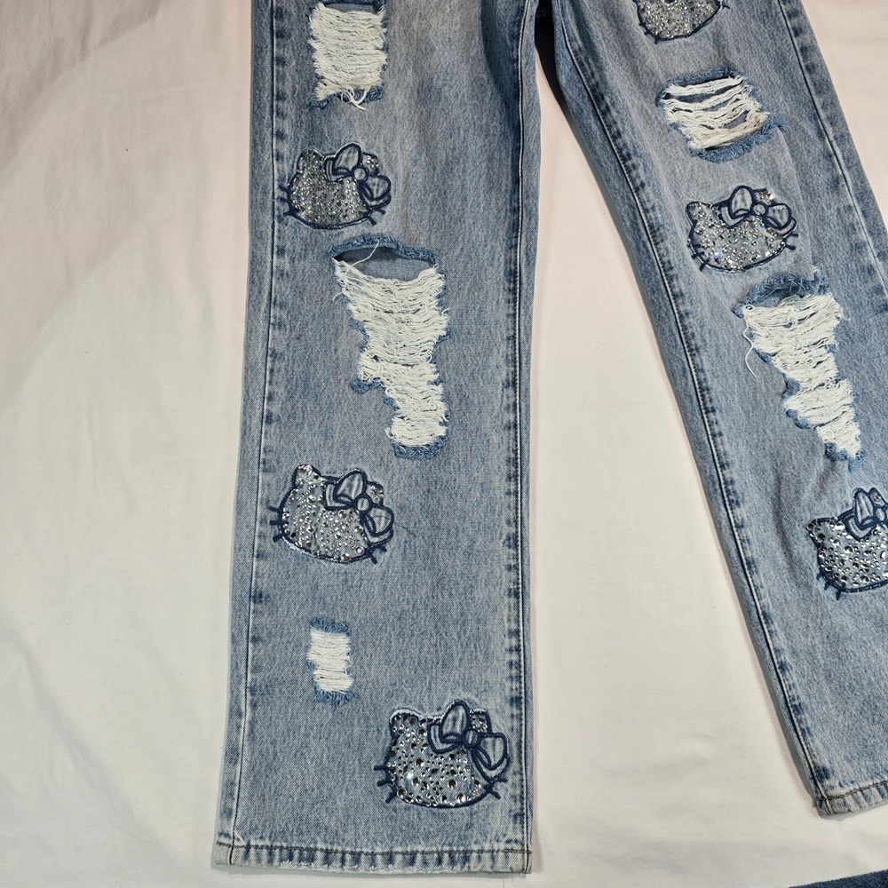 Forever 21 Hello Kitty Distressed Rhinestone Straight Leg Jeans Light Wash 29 - Picture 9 of 16